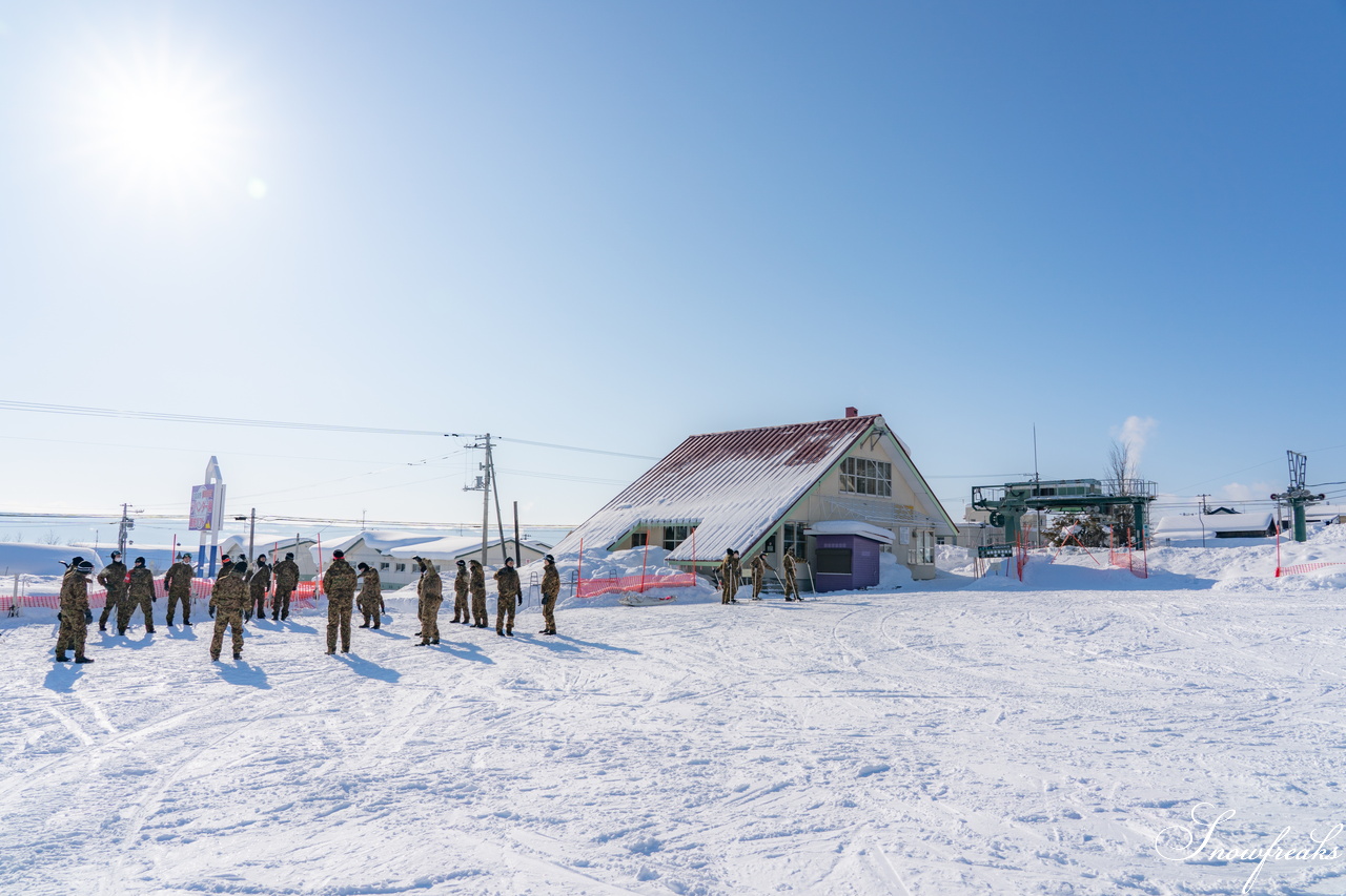 中富良野町北星スキー場から上富良野町日の出スキー場へ。Permanent Union 札幌正規ディーラー『5&.』オーナー・河関憲幸さんと滑る、絶景の富良野ローカルスキー場巡り。